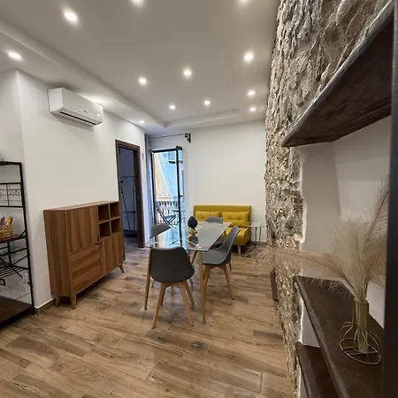 Auria House Apartment